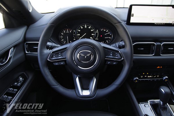 2021 Mazda CX-5 Signature AWD Instrumentation