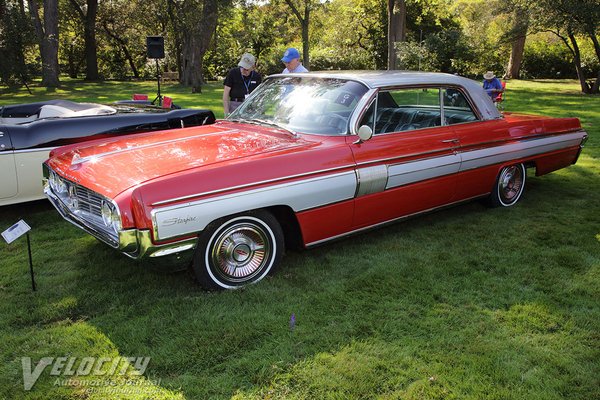 1962 Oldsmobile Starfire 2d hardtop