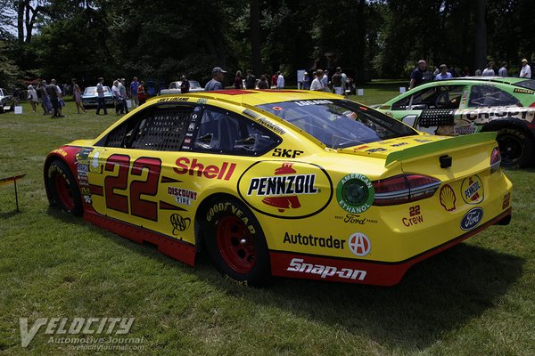 2018 Ford Fusion NASCAR