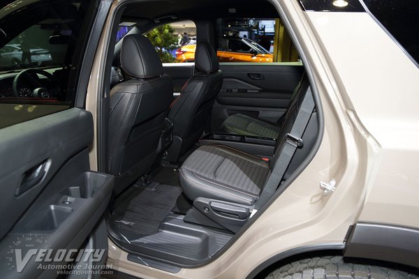 2023 Nissan Pathfinder Rock Creek Interior