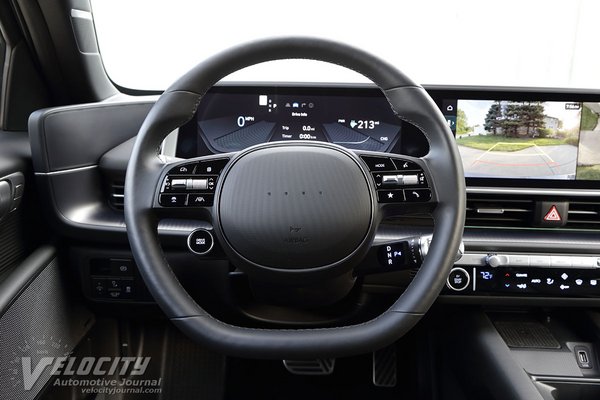 2023 Hyundai Ioniq 6 Instrumentation