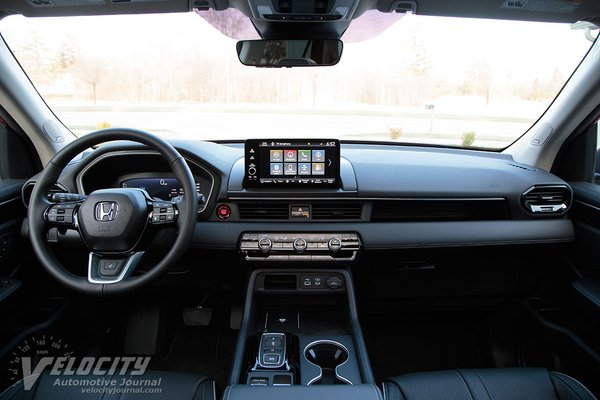 2024 Honda Pilot Elite Interior