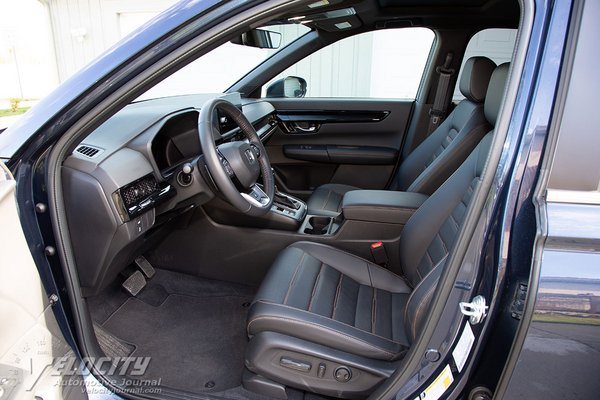 2023 Honda CR-V Hybrid Sport Touring Interior