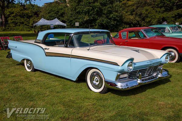 1957 Ford Fairlane Skyliner