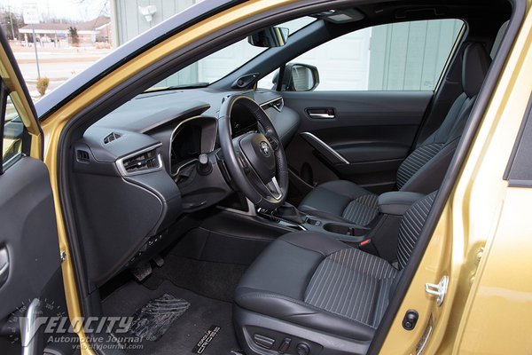 2024 Toyota Corolla Cross XSE Hybrid Interior