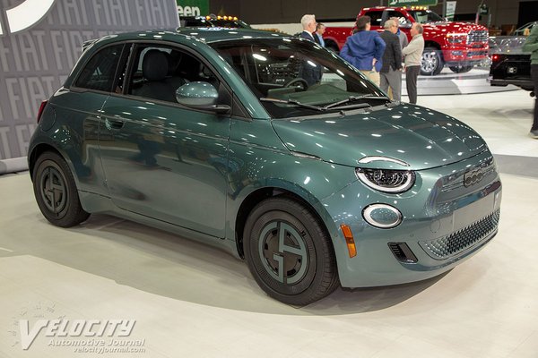 2025 Fiat 500 e Armani Collection