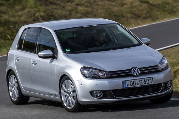 2010 Volkswagen Golf 5d