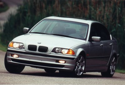 2000 BMW 328i sedan