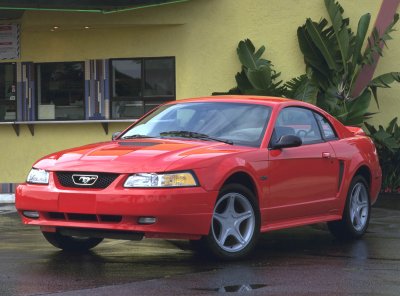 2000 Ford Mustang GT