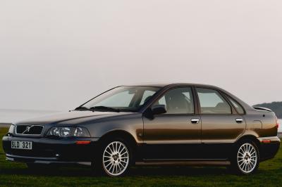 2004 Volvo S40