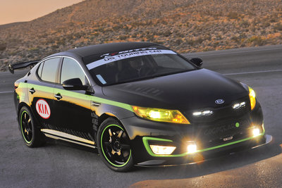 2011 Kia USTCC Optima Hybrid Pace Car