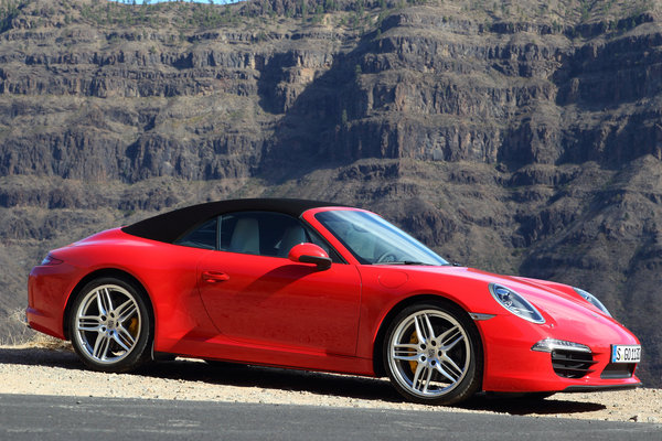 2012 Porsche 911 Carrera Cabriolet