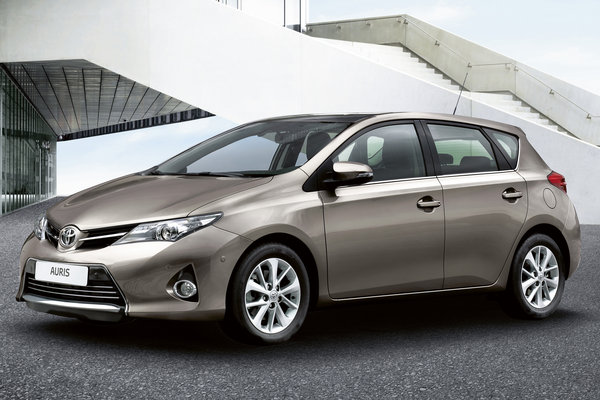 2013 Toyota Auris