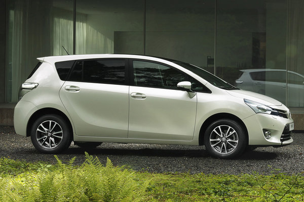 2013 Toyota Verso