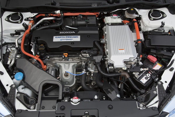 2014 Honda Accord PHEV Engine