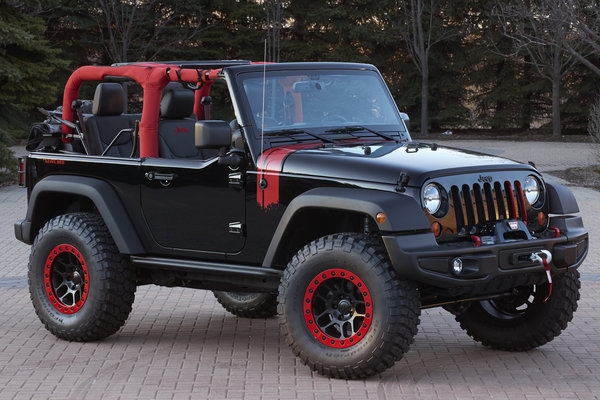 2014 Jeep Wrangler Level Red