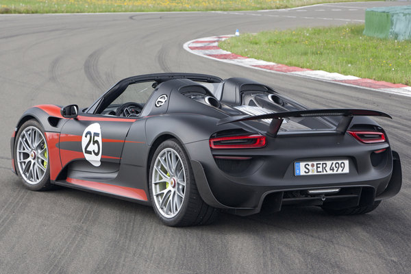 2014 Porsche 918 Spyder