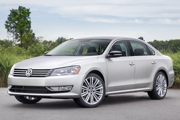 2014 Volkswagen Passat Sport