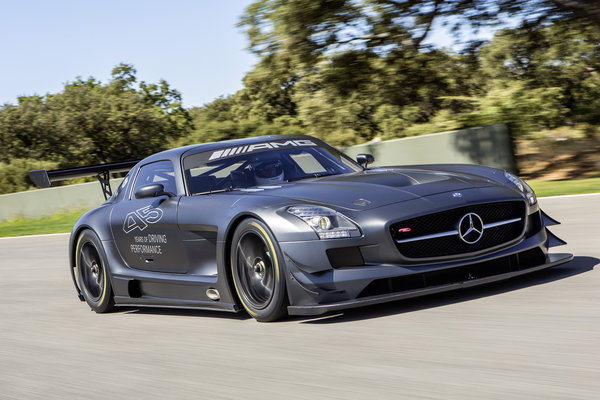 2012 Mercedes-Benz SLS AMG GT3