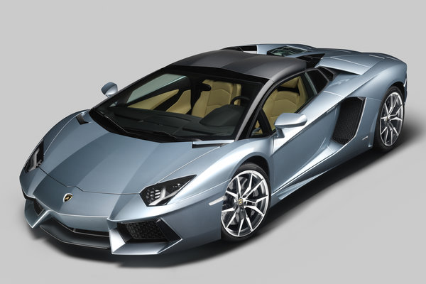 2013 Lamborghini Aventador Roadster