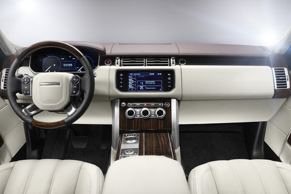 2013 Land Rover Range Rover Instrumentation