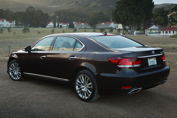 2013 Lexus LS 600h L