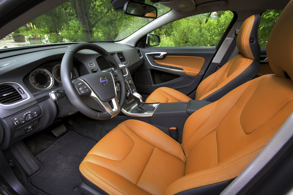 2013 Volvo S60 Interior