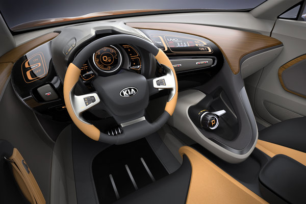 2013 Kia Cross GT Interior