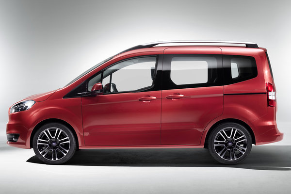 2014 Ford Tourneo Courier