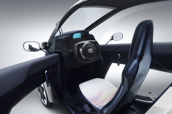 2013 Toyota I-Road Interior