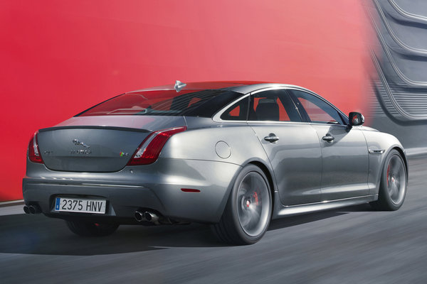 2014 Jaguar XJR