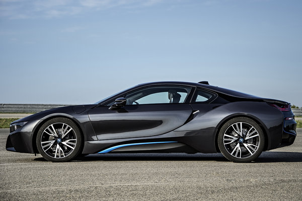 2014 BMW i8