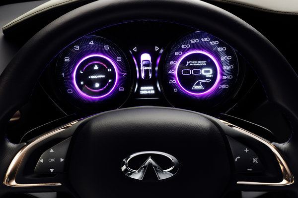 2013 Infiniti Q30 Instrumentation