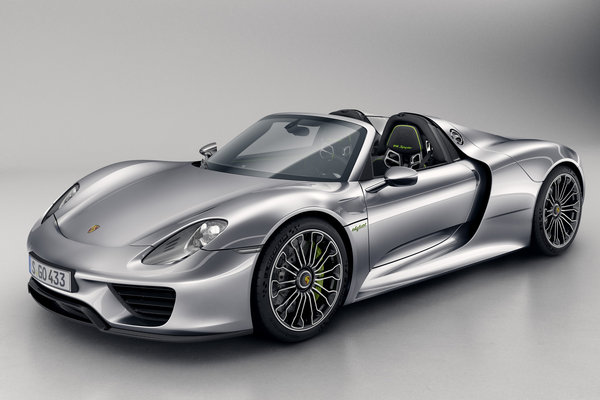 2015 Porsche 918 Spyder