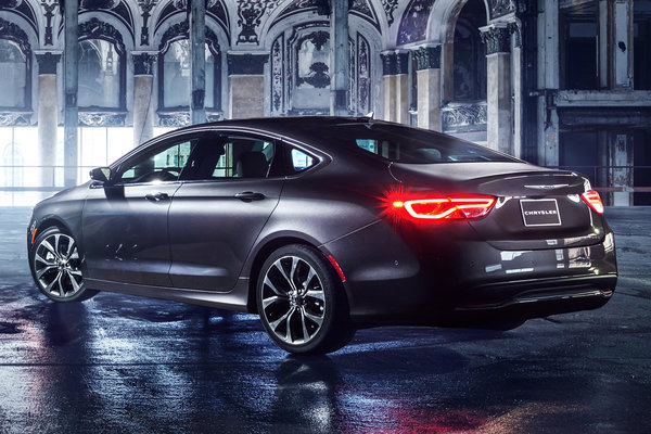 2015 Chrysler 200 C