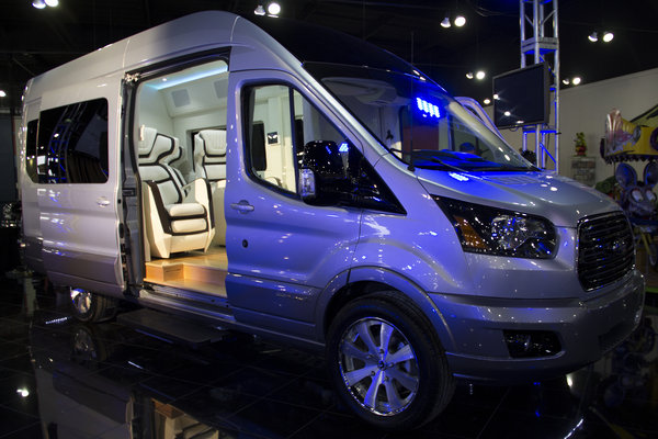 2014 Ford Transit Skyliner