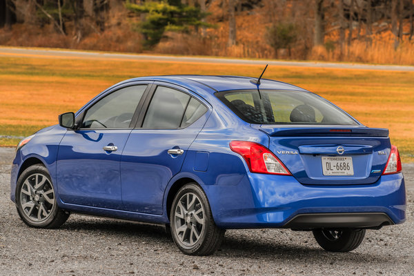 2015 Nissan Versa Sedan