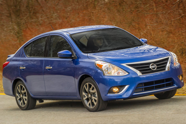 2015 Nissan Versa Sedan