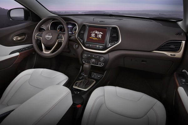 2014 Jeep Cherokee Sageland Interior