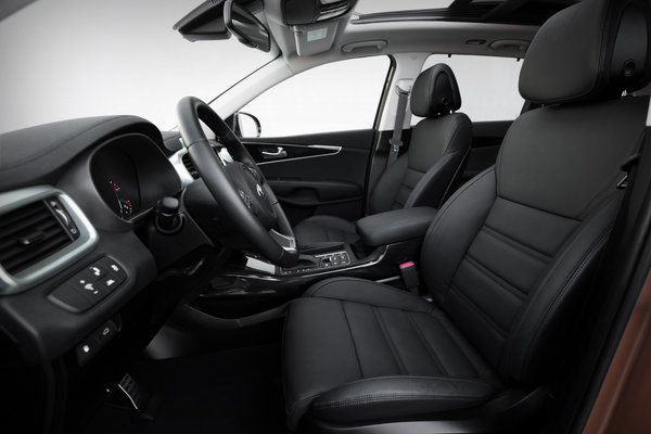 2016 Kia Sorento Interior