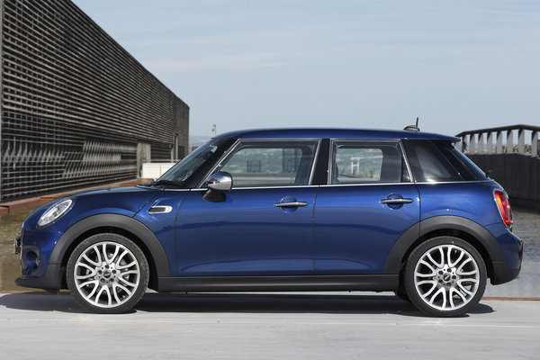 2015 Mini Cooper Hardtop 4-door