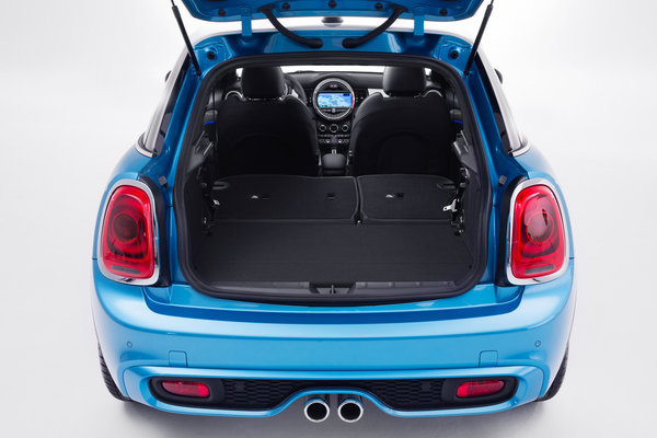 2015 Mini Cooper Hardtop 4-door