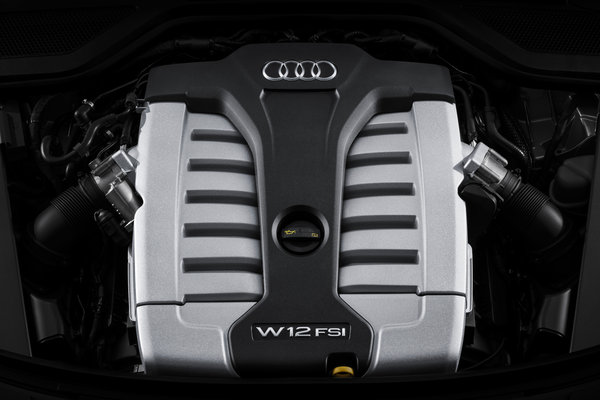 2015 Audi S8 Engine