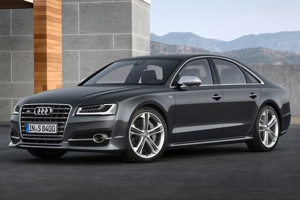 2015 Audi S8