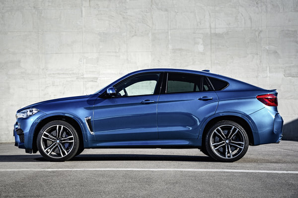 2015 BMW X6 M