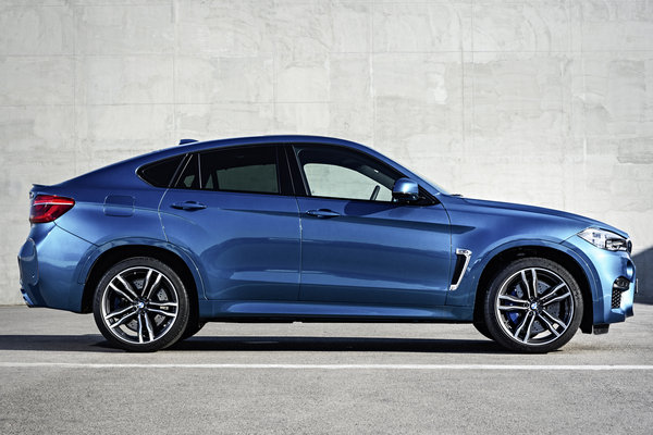 2015 BMW X6 M