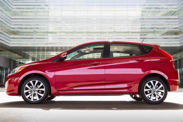 2015 Hyundai Accent 5d