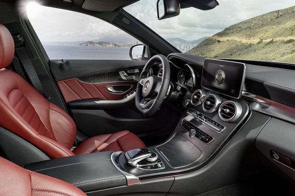 2015 Mercedes-Benz C-Class Interior