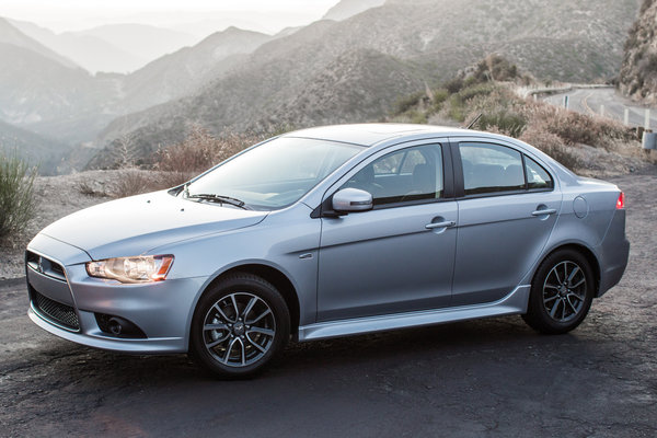 2015 Mitsubishi Lancer SE