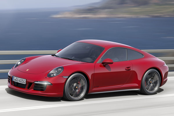 2015 Porsche 911 Carrera GTS Coupe